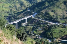 Dự án Xây dựng đường Tỉnh lộ 155 đoạn từ cầu Móng Sến đến Sa Pả (Km13+800 - Km20+272) có tổng mức đầu tư là 290 tỷ đồng