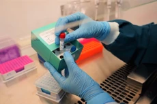 Vinmec phát triển thành công 2 bộ kit xét nghiệm virus SARS-CoV-2