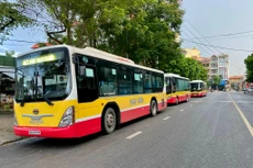 Công ty Liên doanh vận chuyển quốc tế Hải Vân vận hành tuyến buýt số 43 (Công viên Thống Nhất - thị trấn Đông Anh) thay thế Công ty TNHH Bắc Hà. Ảnh Internet