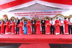 Khánh thành Nhà máy may Spectre 17 triệu USD tại An Giang 