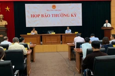 Thứ trưởng Bộ Công Thương Đỗ Thắng Hải thông tin với báo chí tại cuộc họp báo thường kỳ tháng 6/2019 