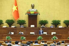 Bộ trưởng Bộ Tài Chính Nguyễn Văn Thắng giải trình, làm rõ những vấn đề đại biểu quan tâm liên quan đến dự thảo Nghị quyết của Quốc hội về cơ chế, chính sách phát triển kinh tế tư nhân sáng ngày 16/5/2025 (ảnh: QH)