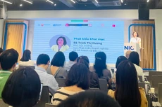 Bà Trịnh Thị Hương, Phó Cục trưởng Cục phát triển doanh nghiệp thuộc Bộ Kế hoạch và Đầu tư phát biểu