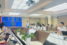 Ông Nguyễn Ánh Dương, Phó Tổng giám đốc Tổng công ty Điện lực TP. Hà Nội thông tin về lộ trình triển khai đổi lịch ghi chỉ số công tơ điện áp dụng trên địa bàn Thành phố