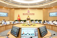 Bộ trưởng Bộ Công Thương Nguyễn Hồng Diên chủ trì cuộc họp (ảnh: Moit)