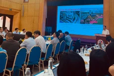 Bí thư Thành ủy Đà Nẵng Nguyễn Văn Quảng giới thiệu về hạ tầng triển khai dự án vi mạch, bán dẫn, trí tuệ nhân tạo tại Tọa đàm 