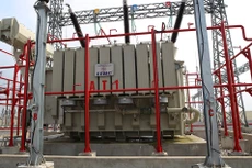 Máy biến áp AT1 tại TBA 220kV Phố Cao sau khi đóng điện (ảnh: XT)