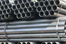 Sản lượng ống thép của Công ty CP Tập đoàn Hòa Phát đạt 72.500 tấn trong 11 tháng 2019 (ảnh: internet)