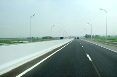 Mục tiêu đầu tư công giai đoạn 2021 - 2025 là thu hút tối đa và sử dụng có hiệu quả các nguồn vốn đầu tư phát triển nền kinh tế. Ảnh: Tường Lâm