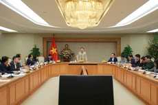 Phó Thủ tướng Chính phủ Trần Hồng Hà chủ trì cuộc làm việc về kế hoạch tổ chức triển khai chủ trương đầu tư tuyến đường sắt Lào Cai - Hà Nội - Hải Phòng. Ảnh: Minh Khôi