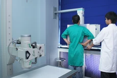 Công ty CP Thiết bị Metech bị loại khi tham dự Gói thầu Mua sắm trang thiết bị y tế tại Trung tâm Y tế huyện Sơn Động (Bắc Giang). Ảnh minh họa: Lê Tiên
