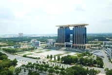 Gói thầu Quản lý vận hành để duy trì hoạt động của tòa nhà Trung tâm hành chính tỉnh Bình Dương thuộc về Công ty CP Quản lý vận hành Nguyễn An với giá trúng thầu 5,625 tỷ đồng. Ảnh: Tiên Giang