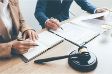 Bà Phan Thị Thu Trang thuộc Công ty TNHH Tư vấn đầu tư xây thương mại Gia Phúc đã vi phạm quy định đấu thầu khi tham gia gói thầu thuộc dự toán Mua sắm tài sản năm 2020 của Trường THCS Phan Bội Châu