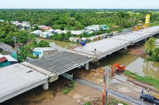 Phấn đấu hoàn thành Dự án cao tốc Cần Thơ - Cà Mau trước ngày 19/12/2025. Ảnh: Nhã Chi