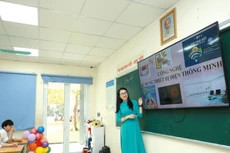 Nhà thầu cho rằng có nhiều điểm tương đồng giữa yêu cầu của hồ sơ mời thầu và một model tivi của nhà sản xuất Samsung. Ảnh minh họa: Nhã Chi
