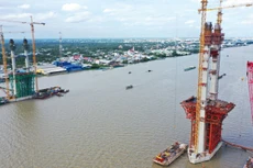 Khung khổ pháp lý về đấu thầu ngày càng hoàn thiện, bao quát được đòi hỏi thực tiễn về công tác đấu thầu của các gói thầu hỗn hợp, cung cấp thiết bị và thi công công trình. Ảnh: Lê Tiên