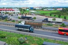 Theo phương án đầu tư Dự án cao tốc TP.HCM - Long Thành của VEC, tổng chiều dài tuyến là 21,92 km, quy mô 8 - 10 làn xe, tổng mức đầu tư dự kiến 15.722 tỷ đồng. Ảnh: Song Lê