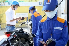 Lạm phát trong tháng 11 và 12 sẽ phụ thuộc chủ yếu vào giá xăng dầu và lương thực thực phẩm.