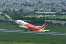 Vietjet được vinh danh “Dịch vụ hàng không uy tín chất lượng 2016”