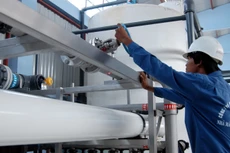 Mục tiêu đến năm 2025, tỷ lệ bao phủ dịch vụ cấp nước sạch từ hệ thống cấp nước tập trung tại các đô thị đạt 100%. Ảnh: Tường Lâm