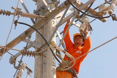 Sản lượng điện thương phẩm 11 tháng đạt trên 146 tỷ kWh