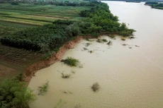 Dự án Kè chống sạt lở bờ tả, hữu sông Chu khu vực cầu Vạn Hà, huyện Thiệu Hóa và đê tả sông Lèn, huyện Hà Trung có tổng mức đầu tư gần 250 tỷ đồng