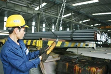 Sản xuất thép tiếp tục tăng trưởng khá