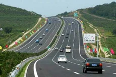 Phân bổ hơn 122 nghìn tỷ đồng cho ngành giao thông