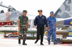 Tổng thống Indonesia lên chiến đấu cơ Sukhoi ở Biển Đông