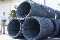 Ngành thép nội địa phải chịu nhiều sức ép từ sản phẩm Trung Quốc. Ảnh: Nhã Chi