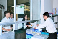 Nhiều rào cản về thủ tục hành chính sẽ được gỡ bỏ. Ảnh: Minh Minh