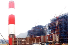 Không chỉ chậm tiến độ, nhiều dự án BOT nhiệt điện còn kéo theo nguy cơ ô nhiễm môi trường. Ảnh: Duy Anh