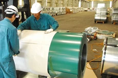 Thuế chống bán phá giá tạm thời đối với tôn mạ có xuất xứ từ Trung Quốc và Hàn Quốc có hiệu lực đến hết ngày 13/1/2017. Ảnh: Lê Tiên