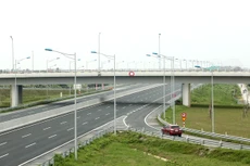 Để giải bài toán huy động vốn cho phát triển hạ tầng, phải coi trọng mối quan hệ đối tác công – tư. Ảnh: Lê Tiên