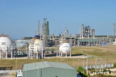 Nhà máy Lọc dầu Dung Quất