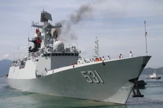 3 chiến hạm Hải quân Trung Quốc cập cảng Cam Ranh