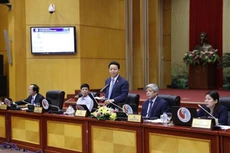 Bộ trưởng Trần Hồng Hà phát biểu khai mạc buổi giao lưu trực tuyến . Ảnh VGP/Thu Cúc