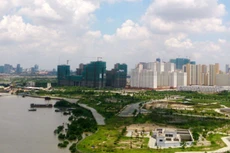 Thị trường bất động sản TP HCM bị đánh giá đang tiềm ẩn nhiều nhân tố bất ổn có thể gia tăng rủi ro. Ảnh:Vũ Lê