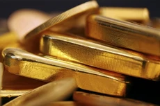 Đầu tư vào vàng năm 2016 lời 9%