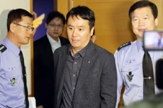 Ông Ju Gi-chung, phó tổng lãnh sự Trung Quốc hôm nay có mặt tại trụ sở tuần duyên Hàn Quốc ở thành phố Incheon. Ảnh: Yonhap