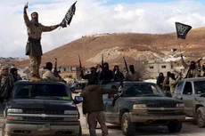 Các tay súng thuộc nhóm khủng bố Al-Nusra. Ảnh: Reuters.