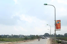 Các gói thầu lắp đặt hệ thống chiếu sáng đường giao thông nông thôn tại huyện Long Điền, tỉnh Bà Rịa - Vũng Tàu phải hoàn thành chọn nhà thầu trong tháng 8/2024. Ảnh: Nhã Chi