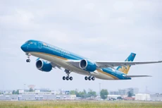 Các dự án phát triển kết cấu hạ tầng sẽ góp phần đưa Việt Nam trở thành trung tâm trung chuyển hàng không quốc tế của khu vực và thế giới. Ảnh: Song Lê