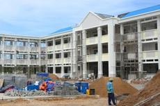 Gói thầu số 01 Thi công xây dựng công trình có giá 22,347 tỷ đồng, thuộc Dự án Trường Phổ thông dân tộc nội trú THCS Mỹ Xuyên, huyện Mỹ Xuyên, tỉnh Sóc Trăng. Ảnh minh họa: Nhã Chi