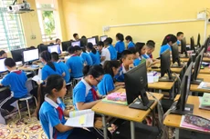 Gói thầu Mua sắm các thiết bị trang bị phòng học thông minh cấp tiểu học phục vụ năm học 2023 - 2024 đưa ra các thông số kỹ thuật chỉ định thương hiệu cụ thể. Ảnh minh họa: NC st