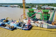 Công trình cầu Rạch Miễu 2 nối tỉnh Tiền Giang và tỉnh Bến Tre. Ảnh: Mỹ Lệ