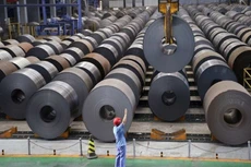 Nhập khẩu sắt thép tăng kỷ lục