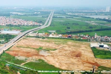 Một trong những e ngại lớn khi tham gia đấu thầu dự án đầu tư có sử dụng đất là số tiền sử dụng đất phải nộp không biết sẽ là bao nhiêu. Ảnh: Tiên Giang