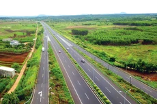 Bộ Kế hoạch và Đầu tư đề xuất bố trí 181.403 tỷ đồng vốn ngân sách nhà nước đầu tư nâng cấp 23 dự án cao tốc. Ảnh: Lê Tiên