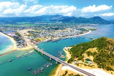 Cả nước có 19 khu kinh tế ven biển nằm trong quy hoạch được phê duyệt, thu hút 553 dự án nước ngoài và 1.604 dự án trong nước. Ảnh: Bùi Toàn